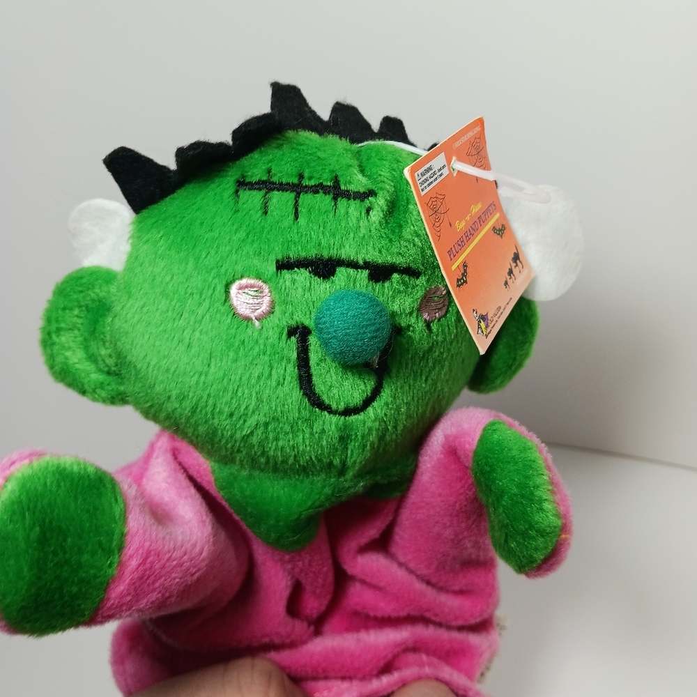 Four Star Bugs-n-Hisses Plush Hand Puppets 2001 Monster